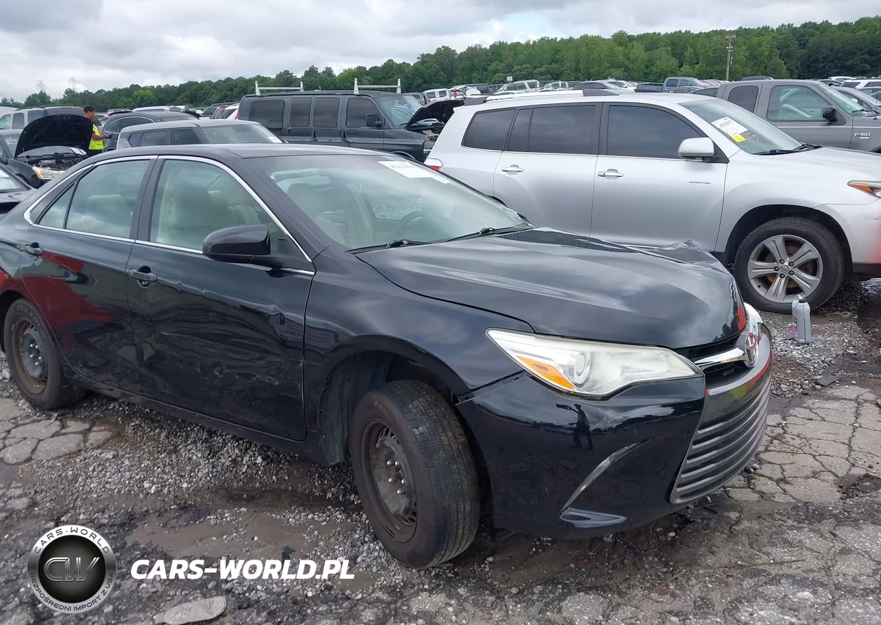 2017 Toyota Camry Le – zdjęcie 1 z 16