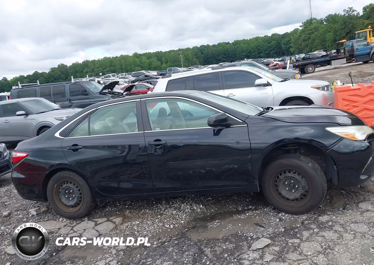 2017 Toyota Camry Le VIN:4T1BF1FK0HU288902 - 13