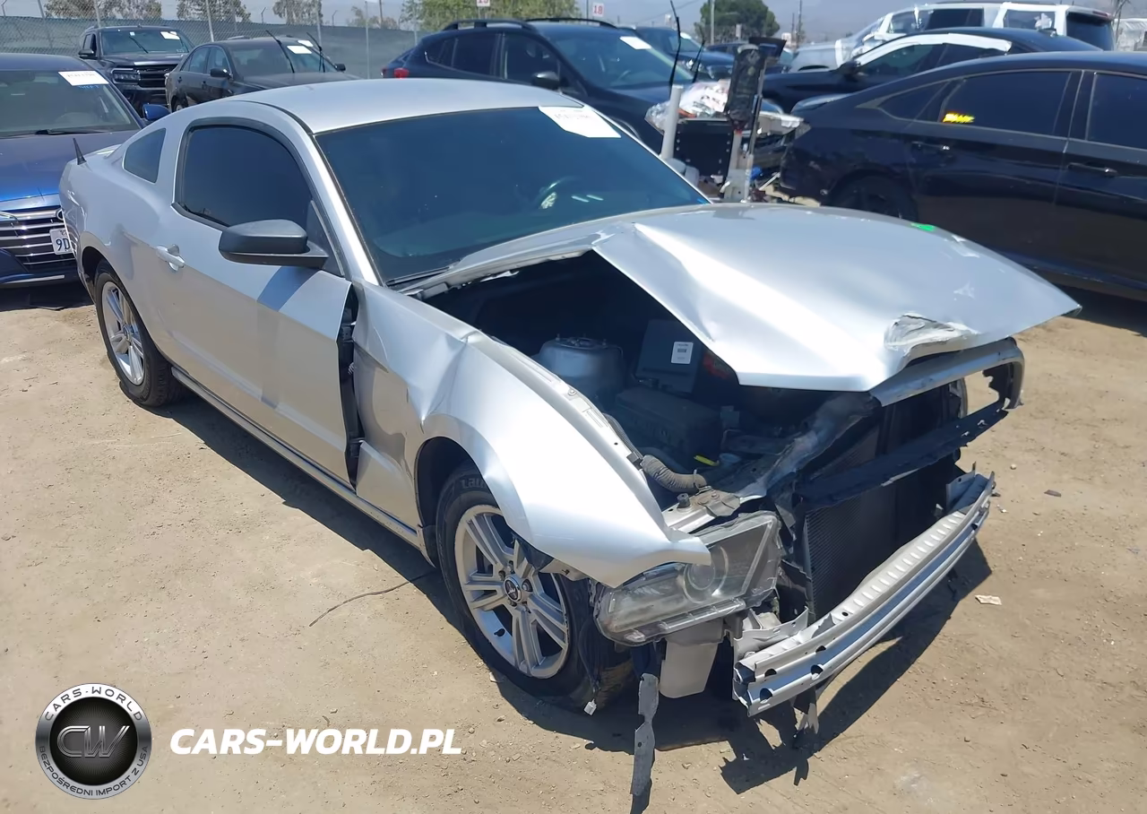2014 Ford Mustang V6 – zdjęcie 1 z 17