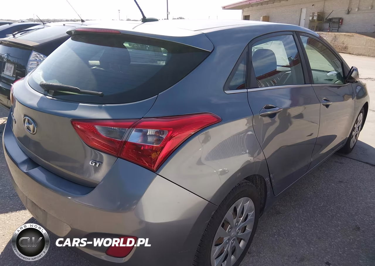 2017 Hyundai Elantra Gt VIN:KMHD35LH3HU376831 - 4