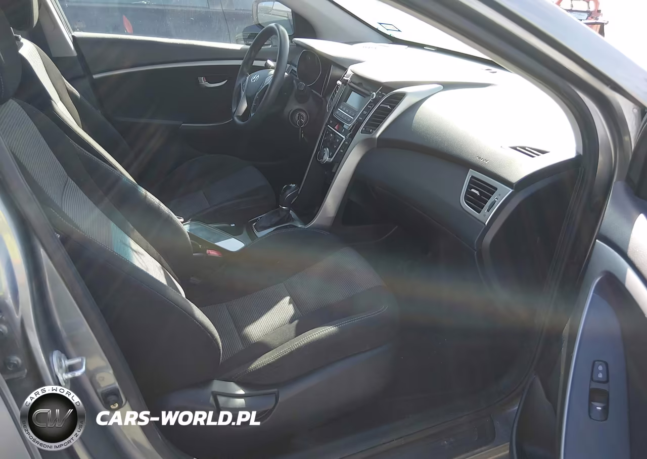 2017 Hyundai Elantra Gt VIN:KMHD35LH3HU376831 - 5