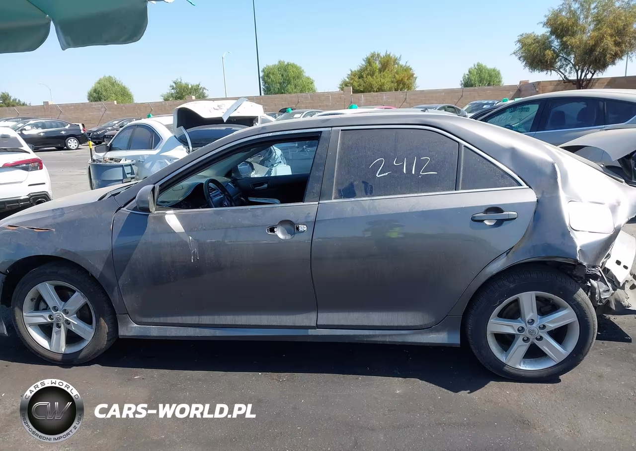 2013 Toyota Camry Se VIN:4T1BF1FK0DU281197 - 15