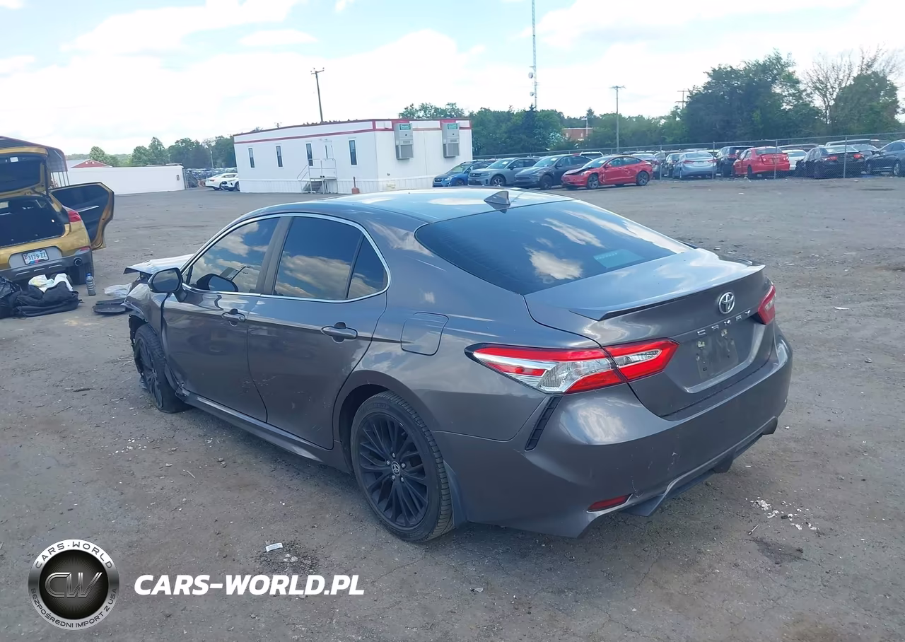 2020 Toyota Camry Se VIN:4T1G11AK4LU504707 - 3