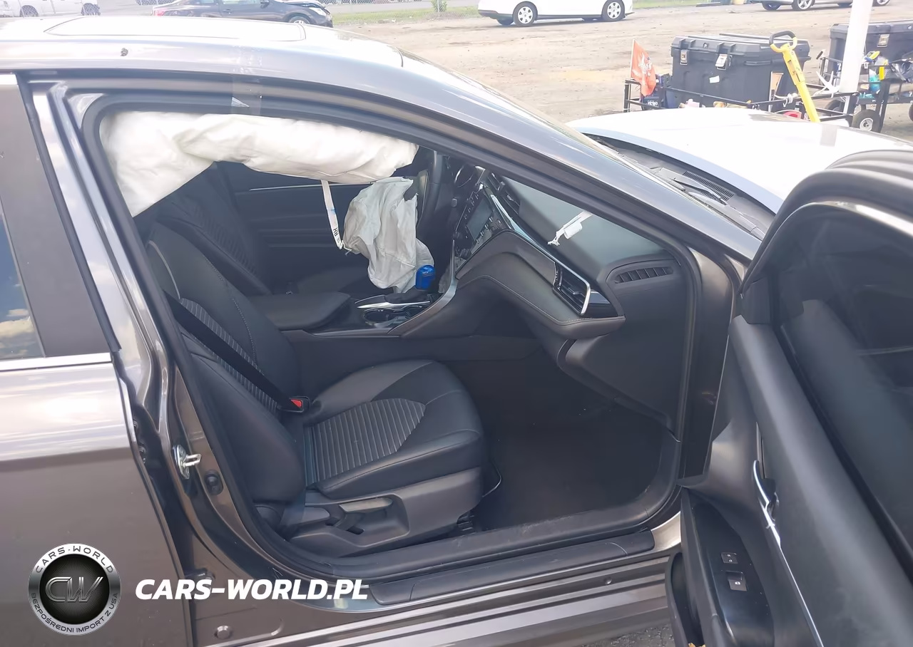 2020 Toyota Camry Se VIN:4T1G11AK4LU504707 - 5