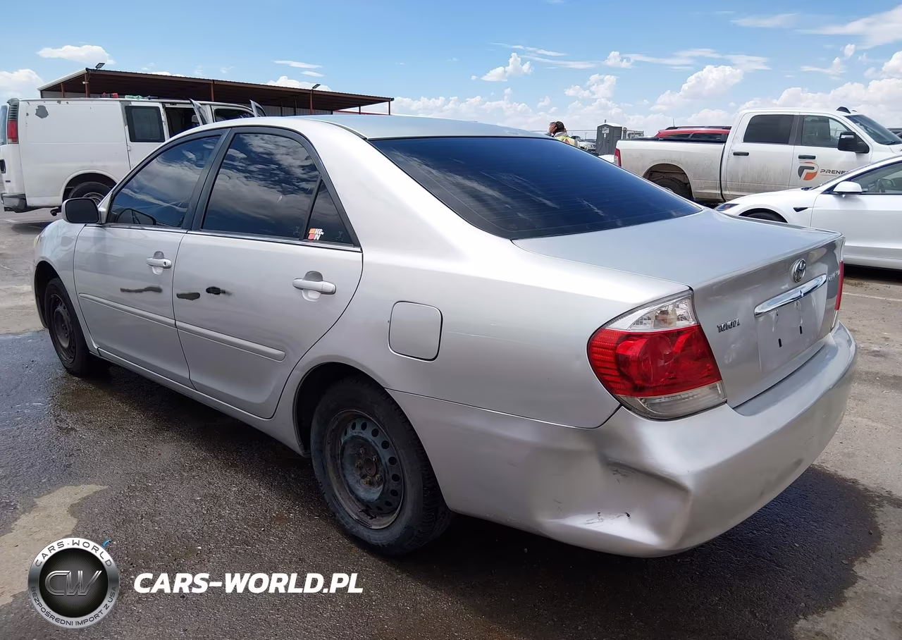 2005 Toyota Camry Le VIN:4T1BE30K25U544069 - 3
