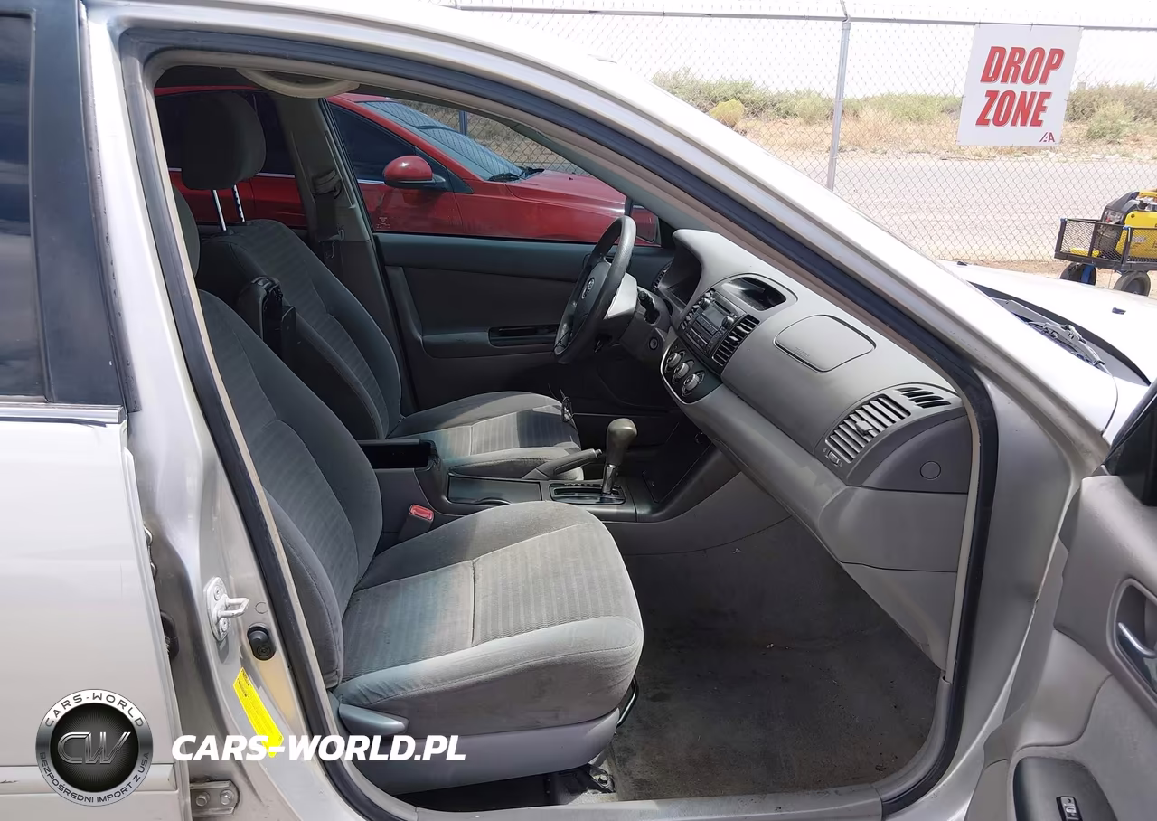 2005 Toyota Camry Le VIN:4T1BE30K25U544069 - 5