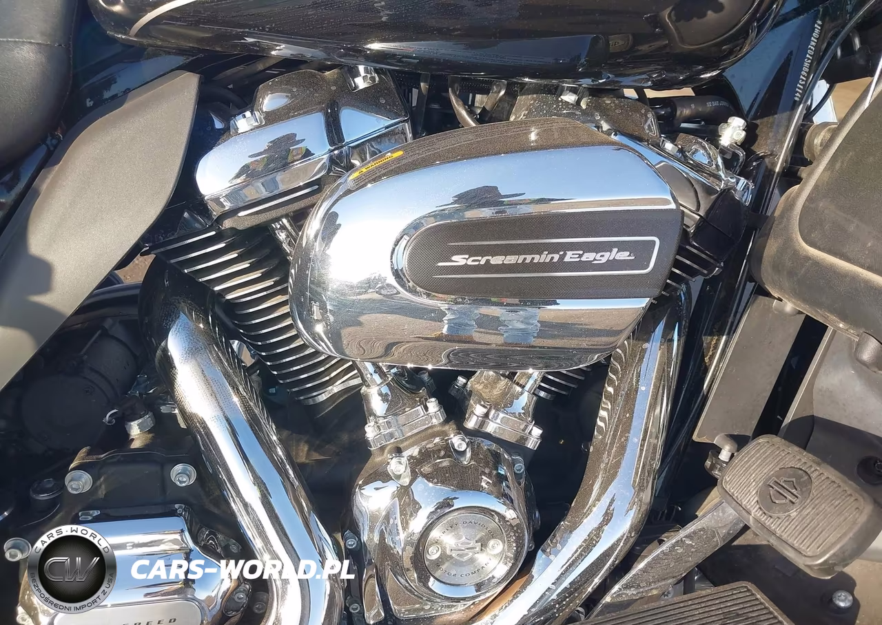 2017 Harley-Davidson Flhtk Ultra Limited VIN:1HD1KED13HB613114 - 8