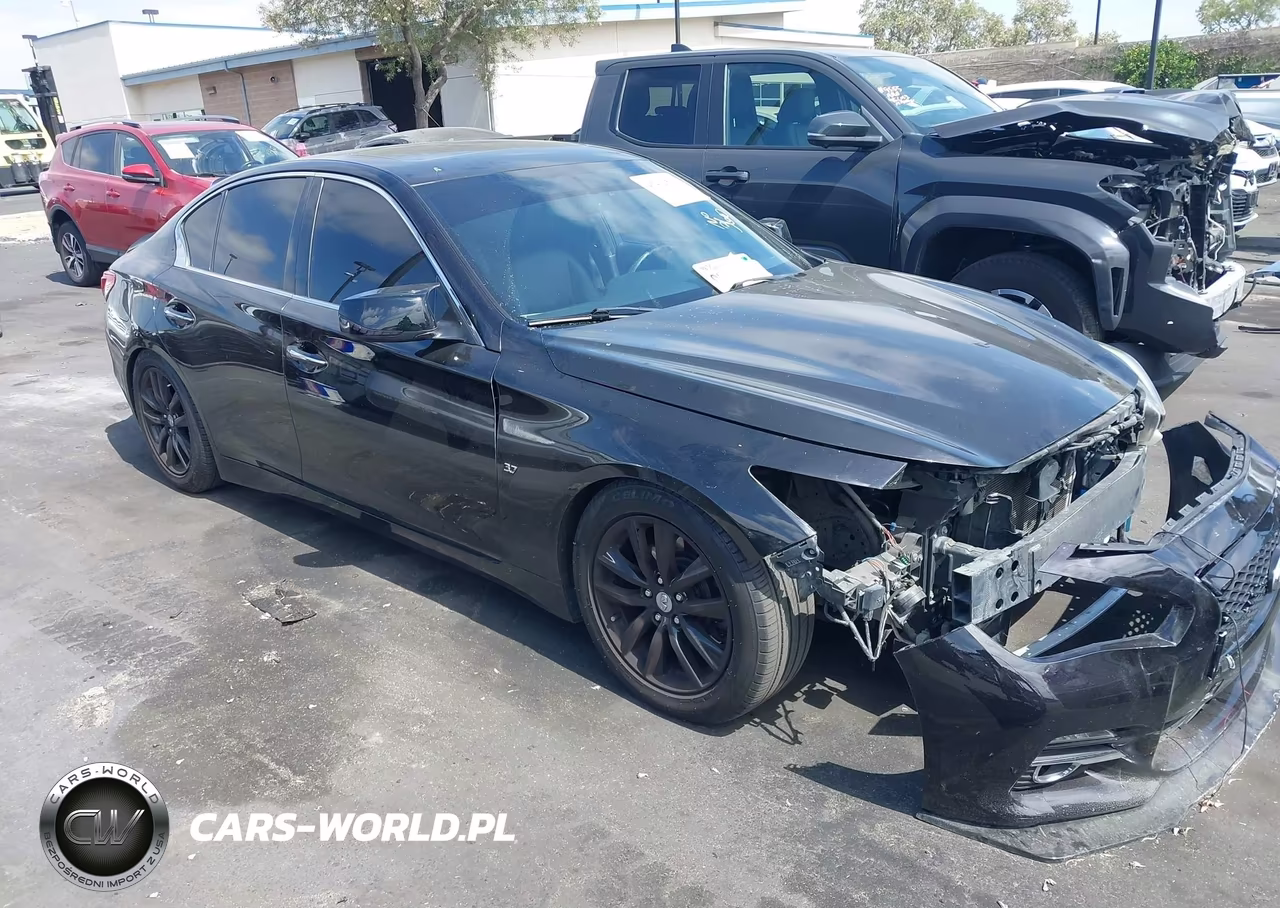 2015 Infiniti Q50 Premium