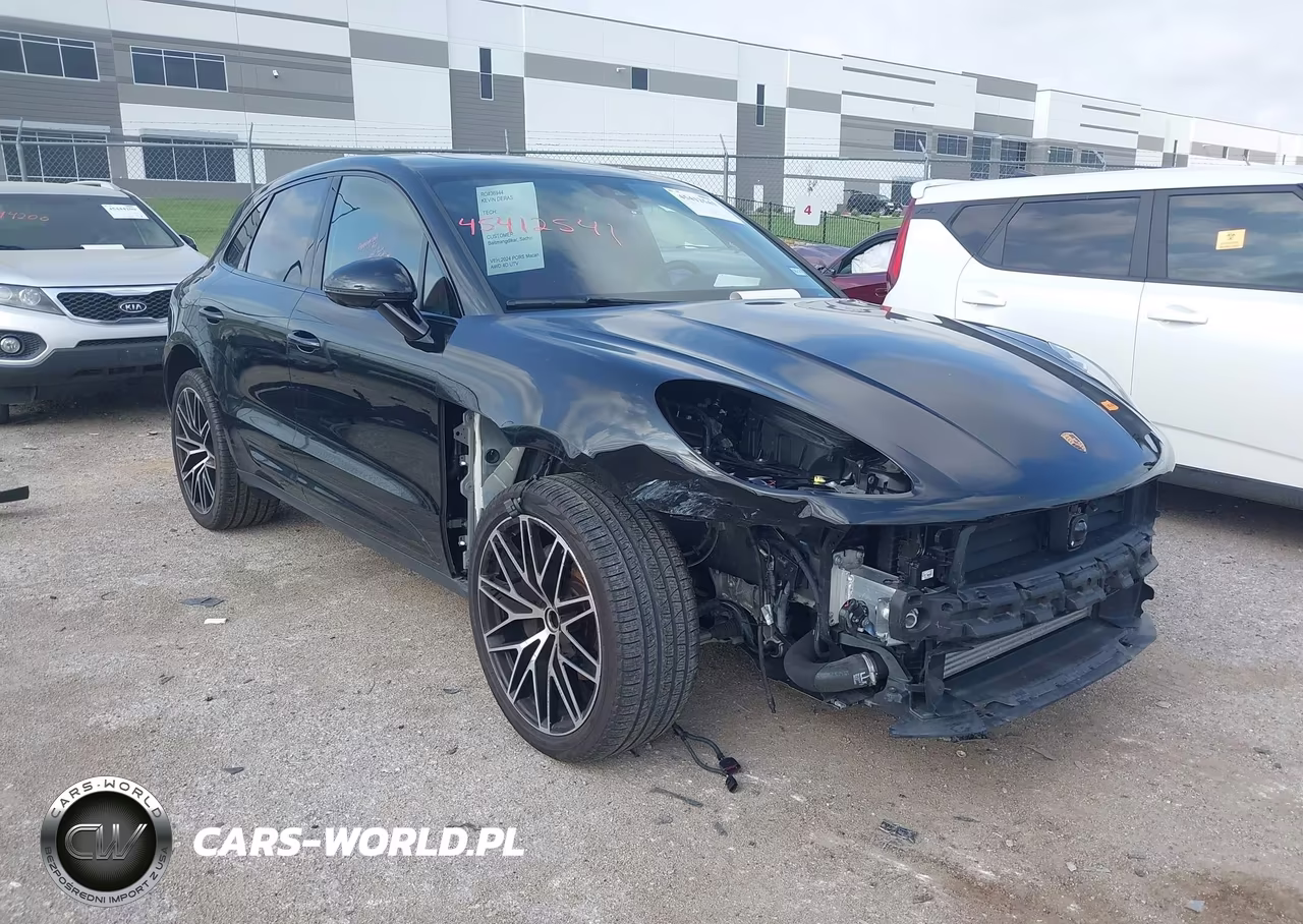 2024 Porsche Macan T VIN:WP1AA2A55RLB18899 - 1