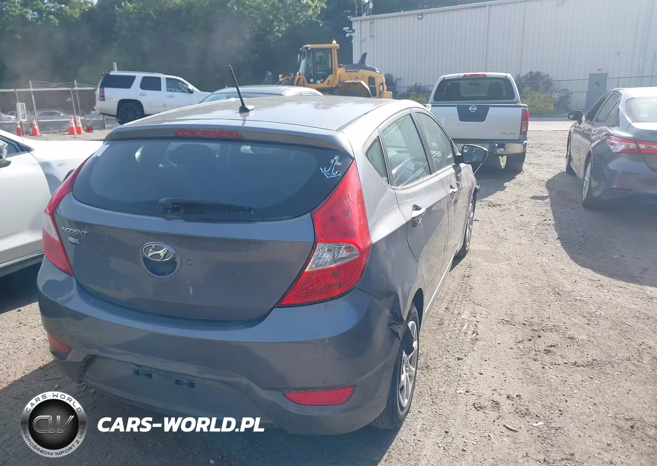 2014 Hyundai Accent Gs VIN:KMHCT5AE5EU193155 - 4