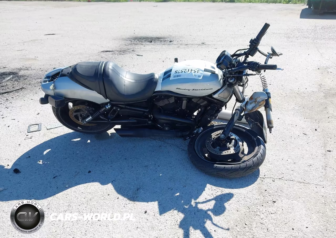 2011 Harley-Davidson Vrscdx VIN:1HD1HHH10BC800774 - 11