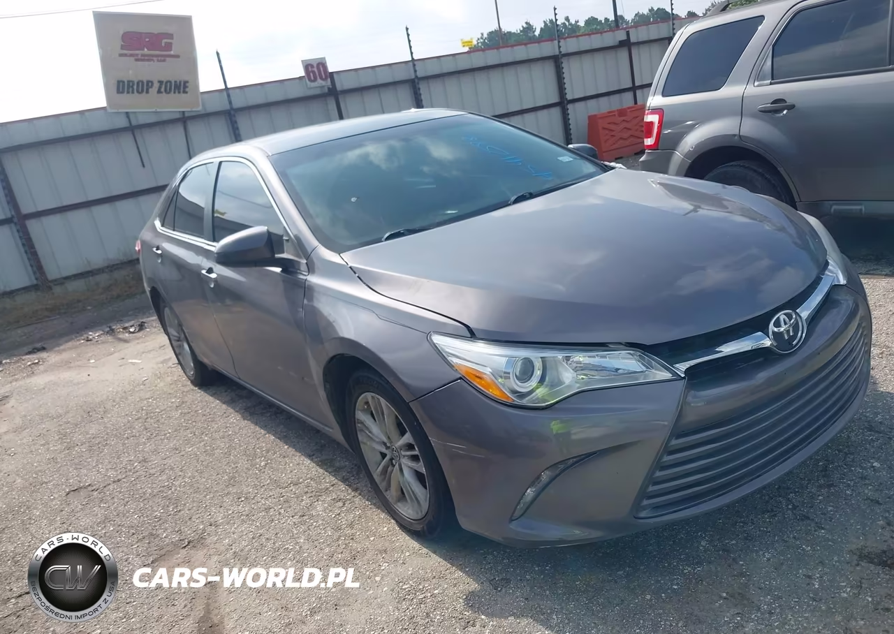 2016 Toyota Camry Se – zdjęcie 1 z 18