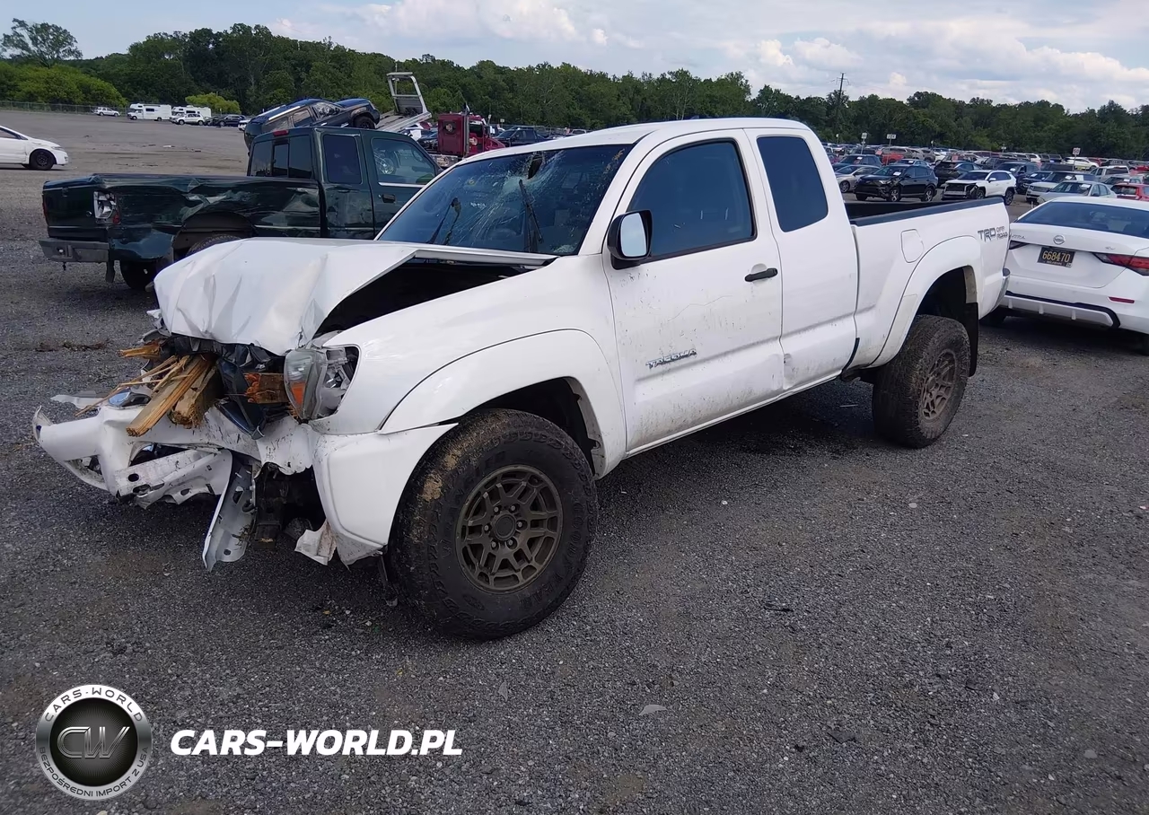 2015 Toyota Tacoma Base V6 VIN:5TFUU4EN5FX126677 - 2
