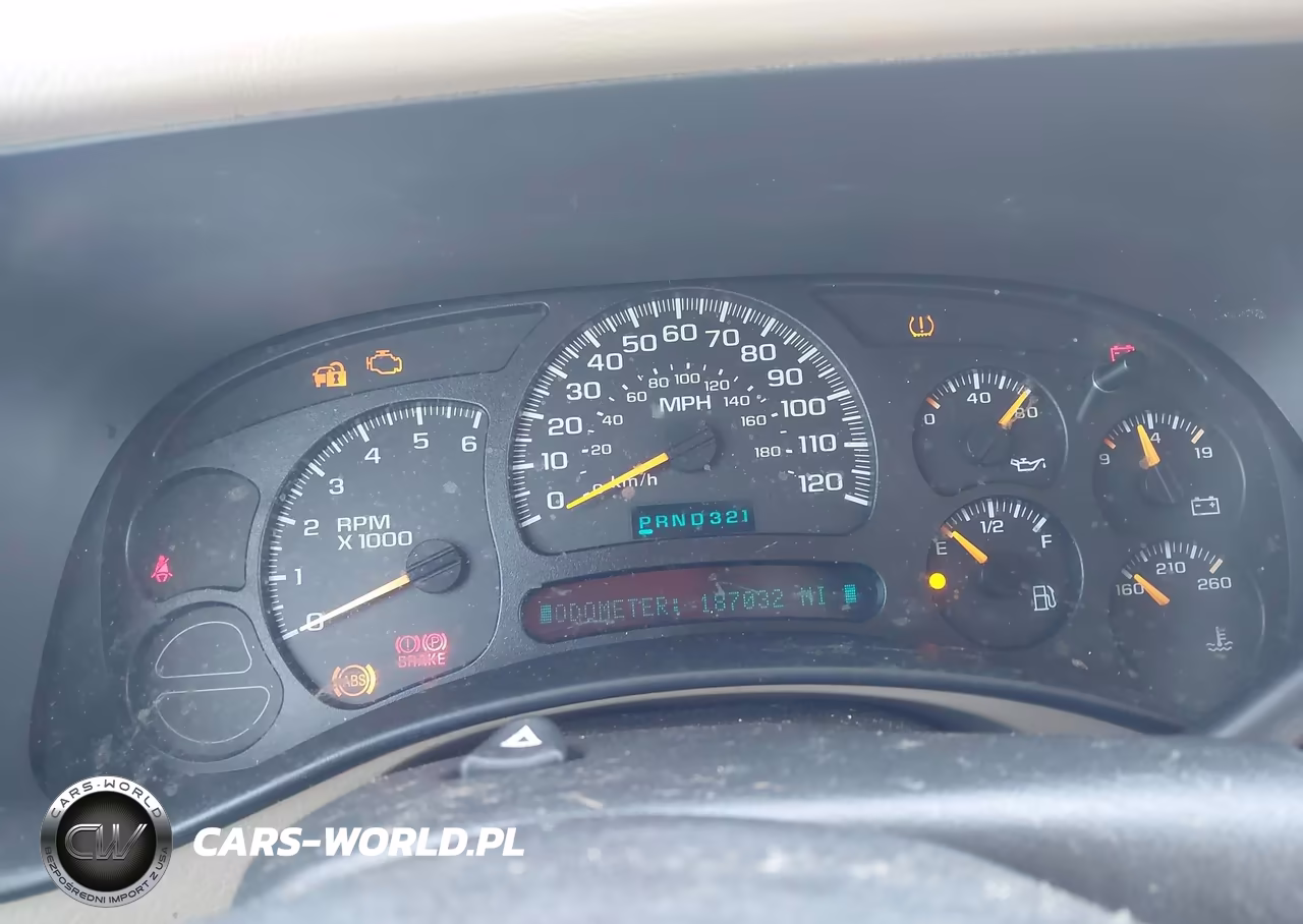 2005 Chevrolet Suburban 1500 Ls VIN:1GNEC16ZX5J189936 - 7