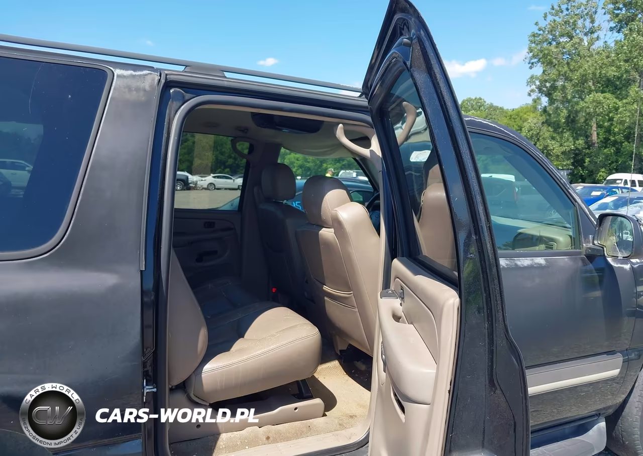 2005 Chevrolet Suburban 1500 Ls VIN:1GNEC16ZX5J189936 - 8