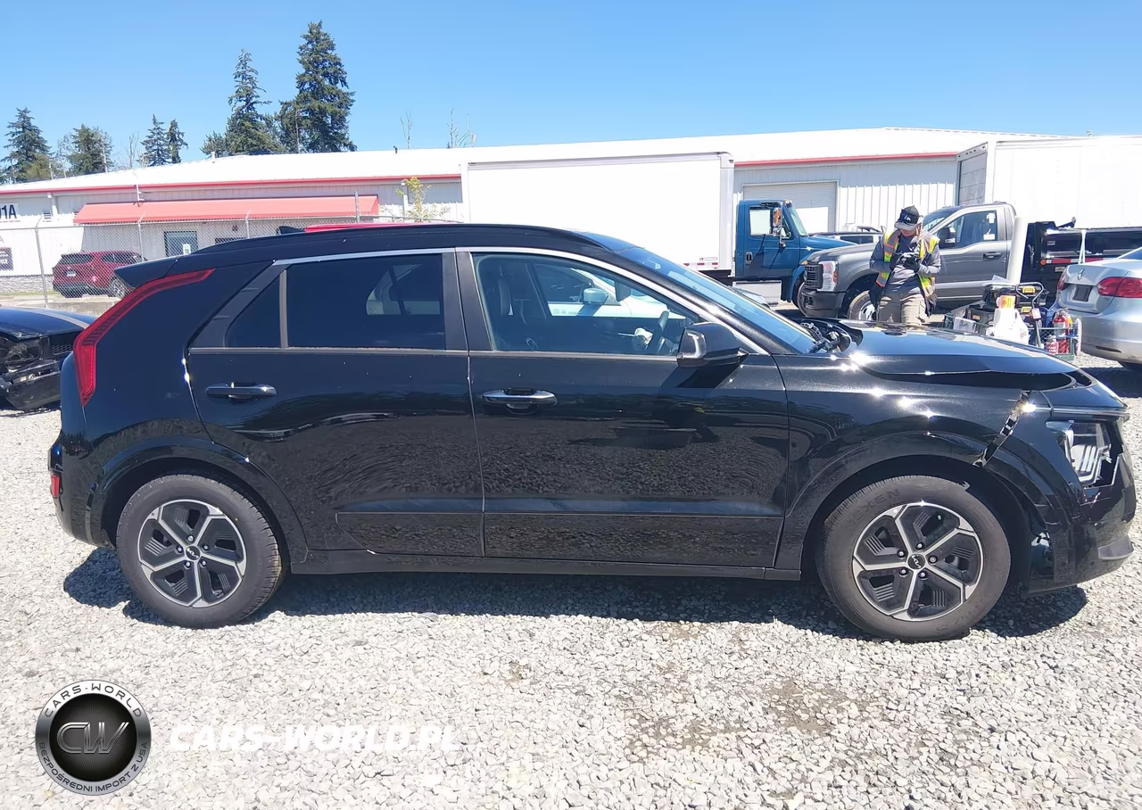 2023 Kia Niro Sx VIN:KNDCT3LE7P5036648 - 13
