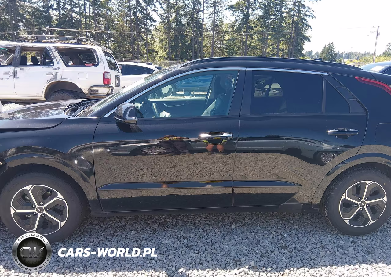 2023 Kia Niro Sx VIN:KNDCT3LE7P5036648 - 14