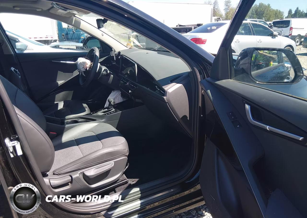 2023 Kia Niro Sx VIN:KNDCT3LE7P5036648 - 17