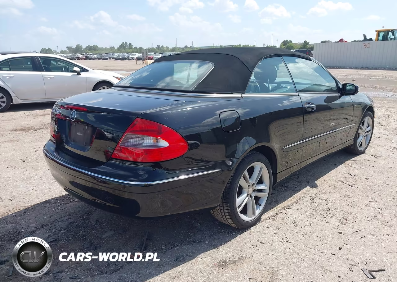 2008 Mercedes-Benz Clk 350 VIN:WDBTK56F48T093050 - 4