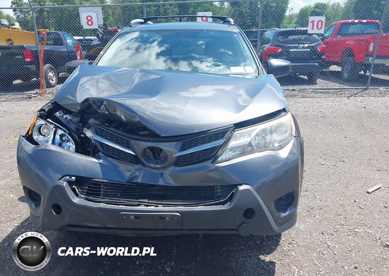 2015 Toyota Rav4 Le VIN:JTMBFREV2FD134784 - 12