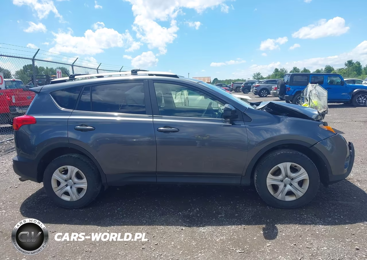 2015 Toyota Rav4 Le VIN:JTMBFREV2FD134784 - 13