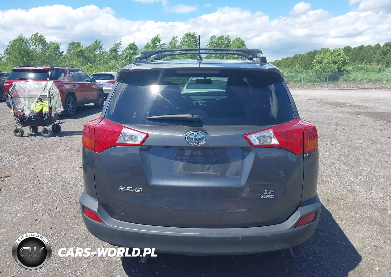 2015 Toyota Rav4 Le VIN:JTMBFREV2FD134784 - 16