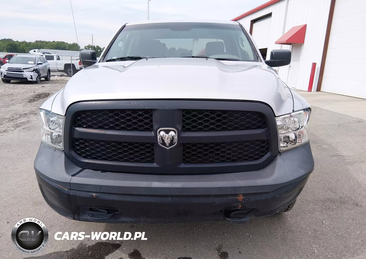 2018 Ram 1500 Tradesman 4X4 5'7 Box VIN:1C6RR7KG1JS306749 - 12