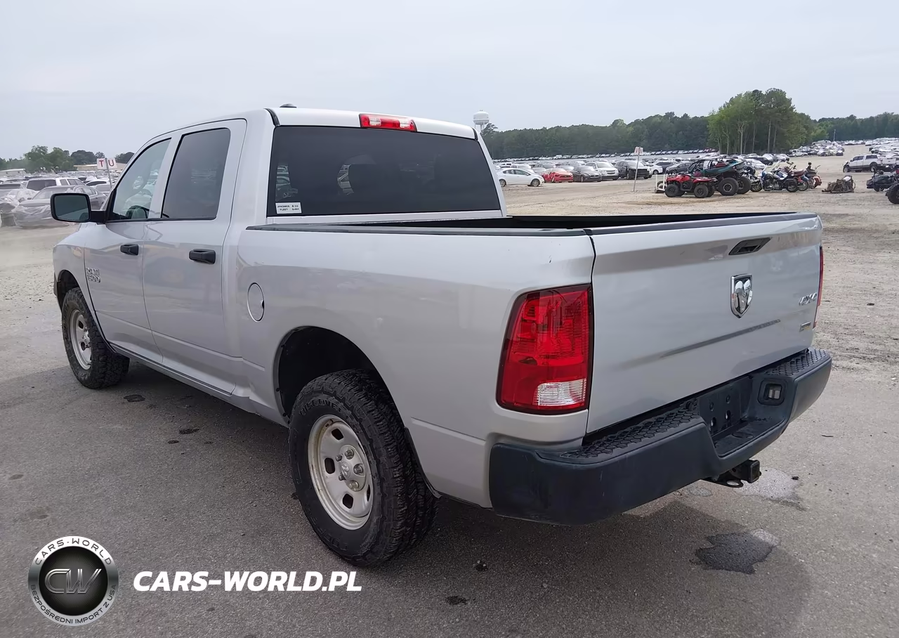 2018 Ram 1500 Tradesman 4X4 5'7 Box VIN:1C6RR7KG1JS306749 - 3