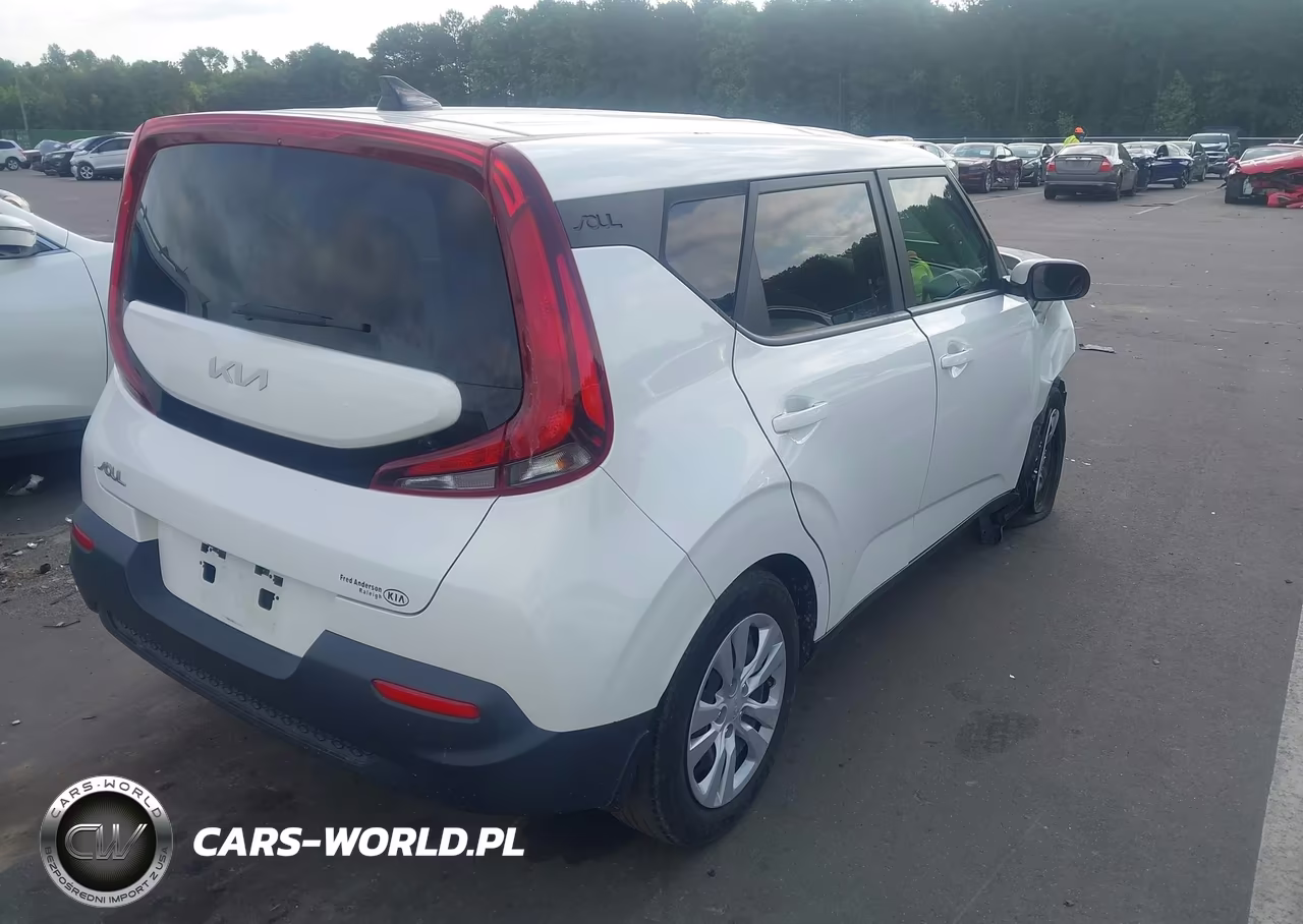 2022 Kia Soul Lx VIN:KNDJ23AU7N7813495 - 4