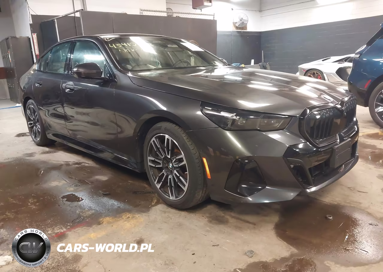 2024 BMW 540I xDrive – zdjęcie 1 z 14