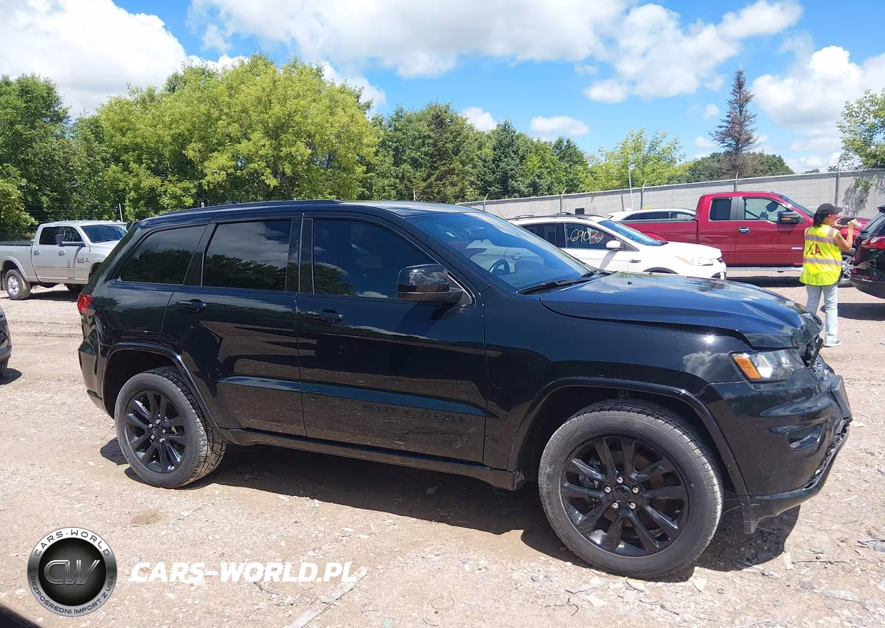 2021 Jeep Grand Cherokee Laredo X 4X4 VIN:1C4RJFAG4MC530351 - 13