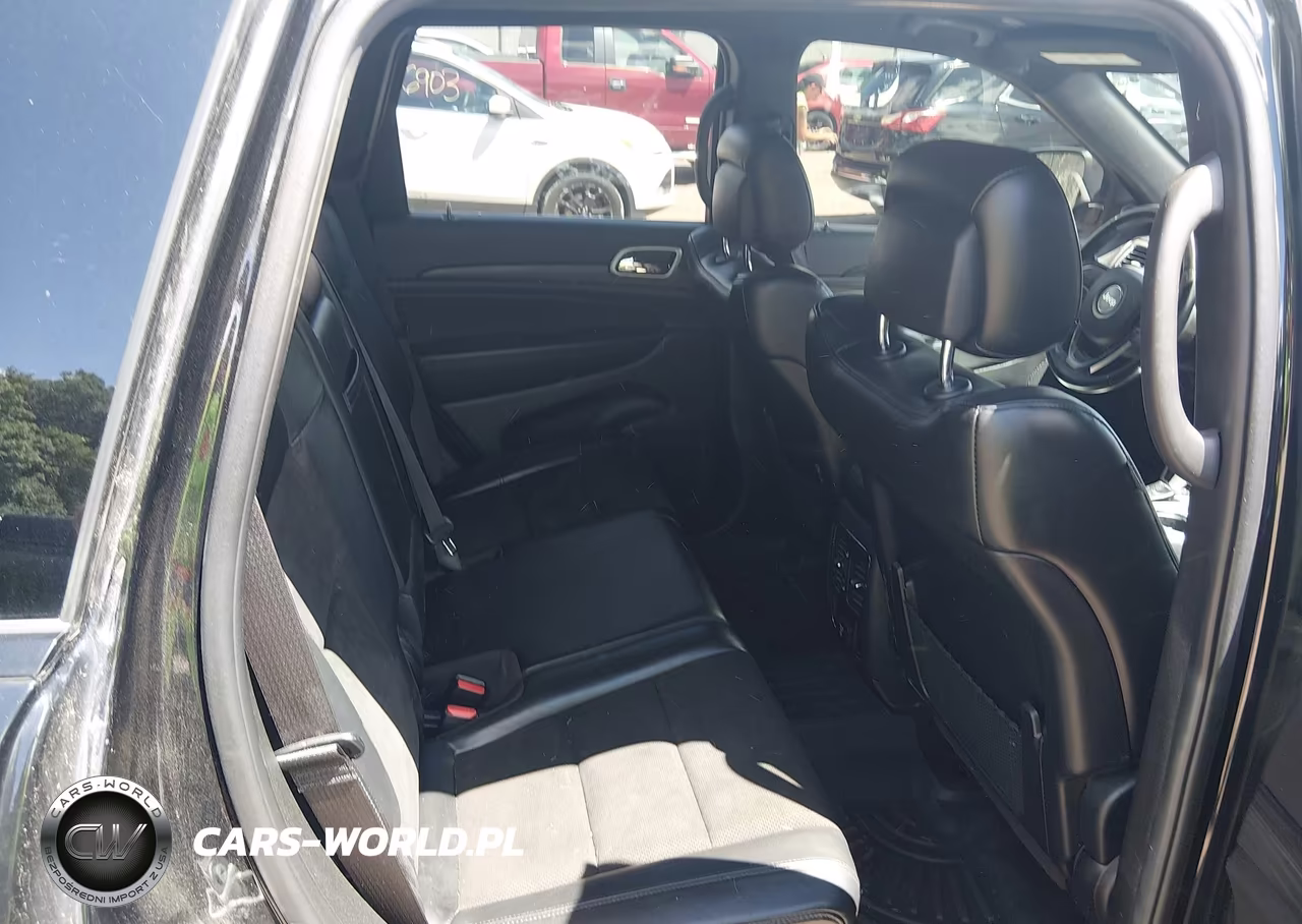 2021 Jeep Grand Cherokee Laredo X 4X4 VIN:1C4RJFAG4MC530351 - 8