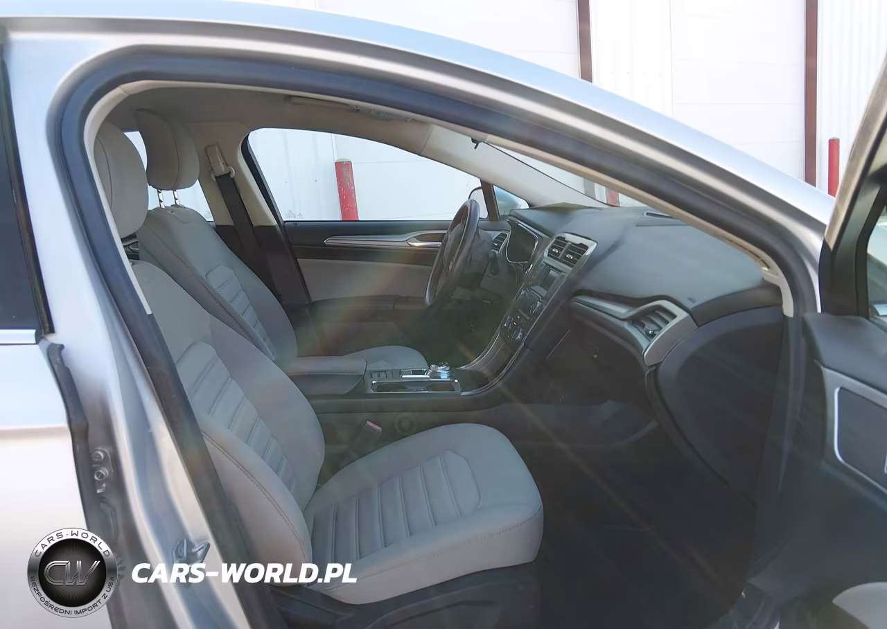 2018 Ford Fusion Hybrid S VIN:3FA6P0UU4JR271606 - 5
