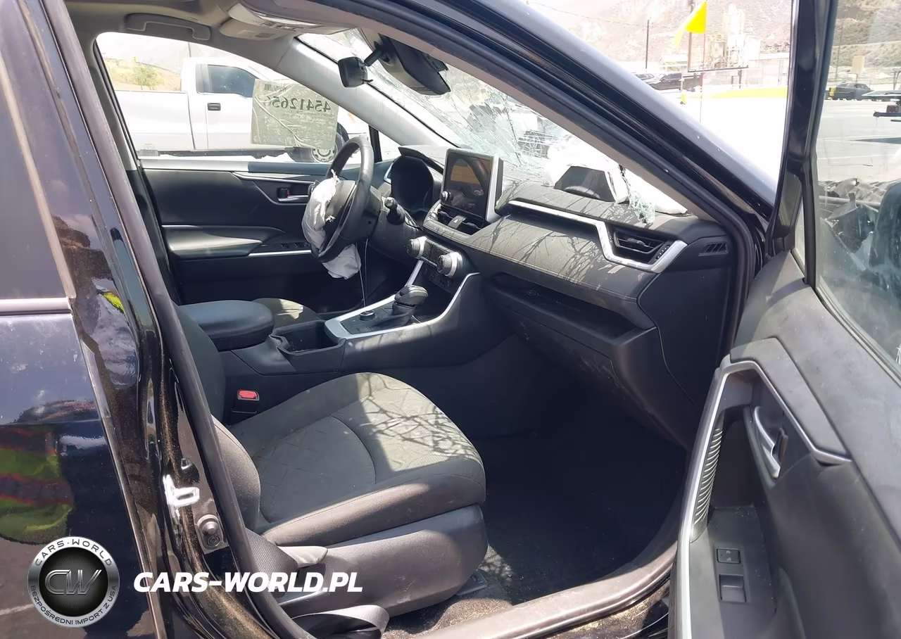 2024 Toyota Rav4 Hybrid Xle VIN:4T3RWRFV9RU114231 - 5