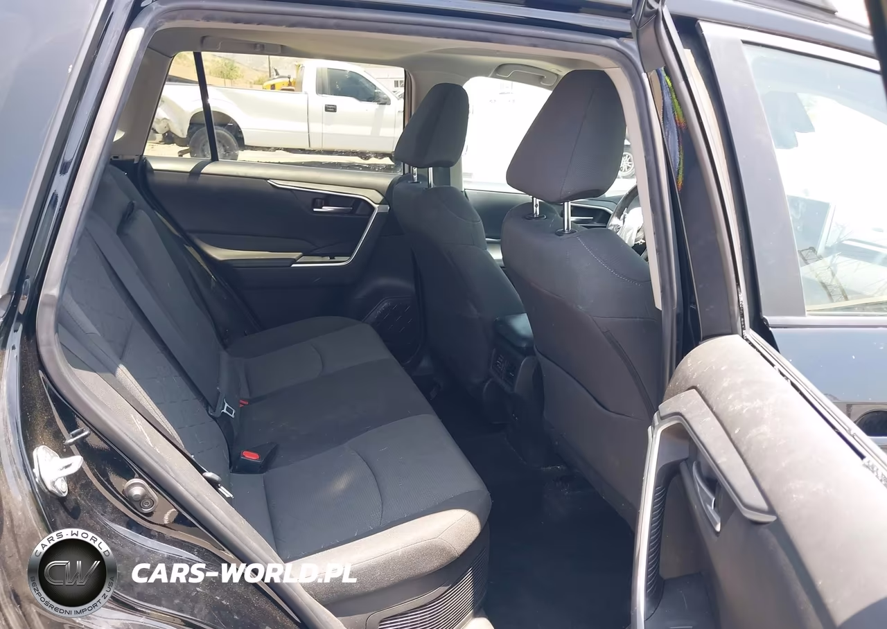 2024 Toyota Rav4 Hybrid Xle VIN:4T3RWRFV9RU114231 - 8