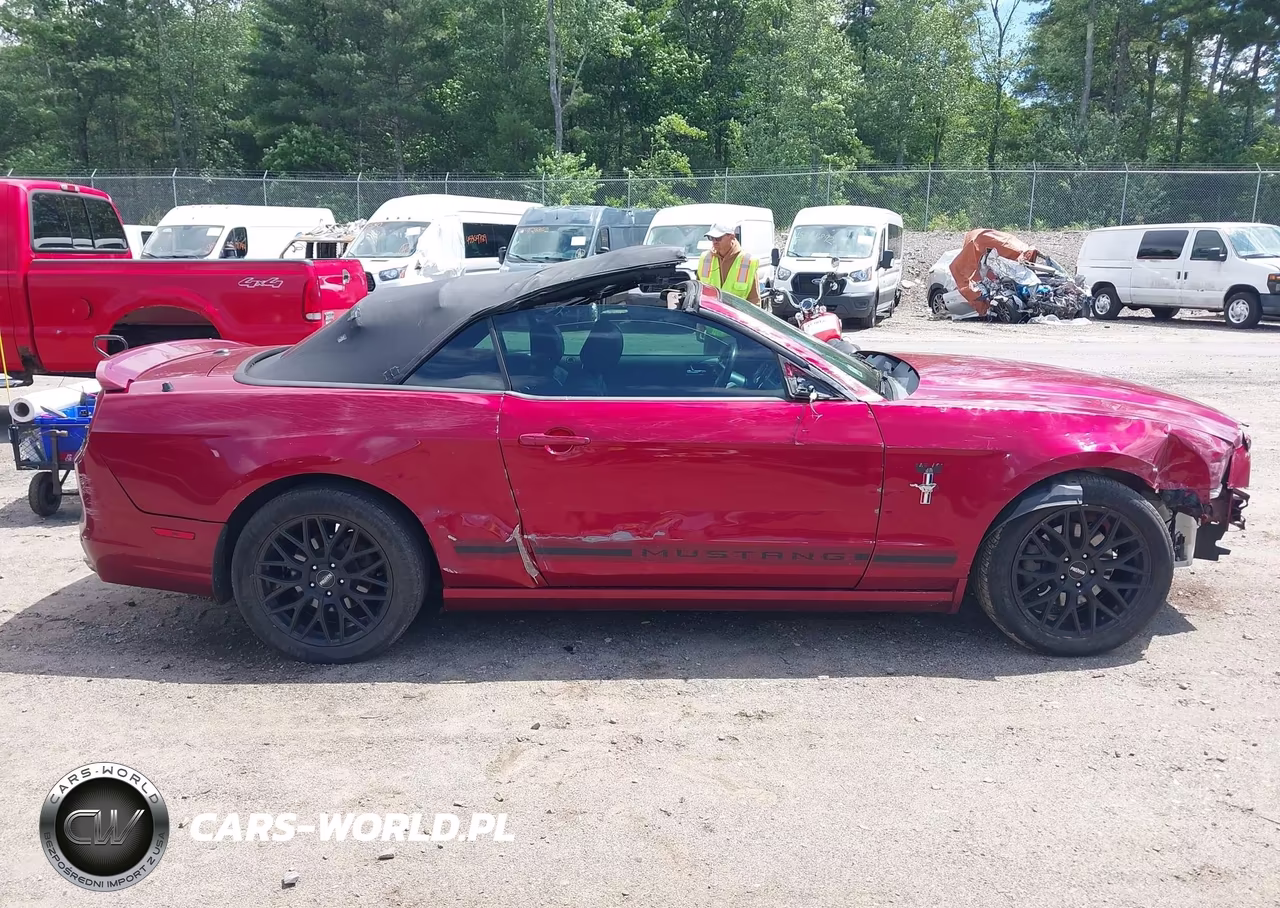 2014 Ford Mustang V6 VIN:1ZVBP8EM6E5248050 - 14