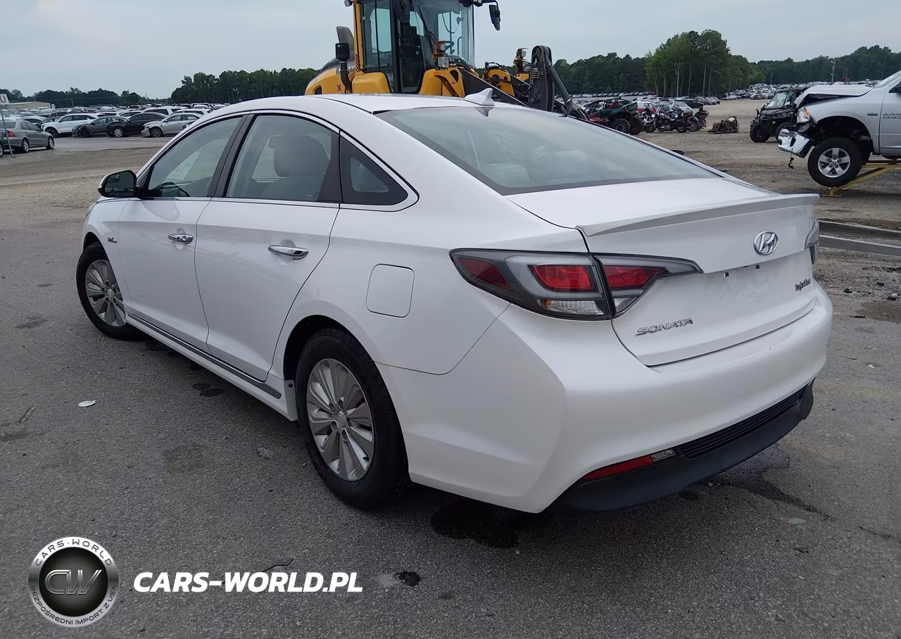 2016 Hyundai Sonata Hybrid Se VIN:KMHE24L19GA038774 - 3