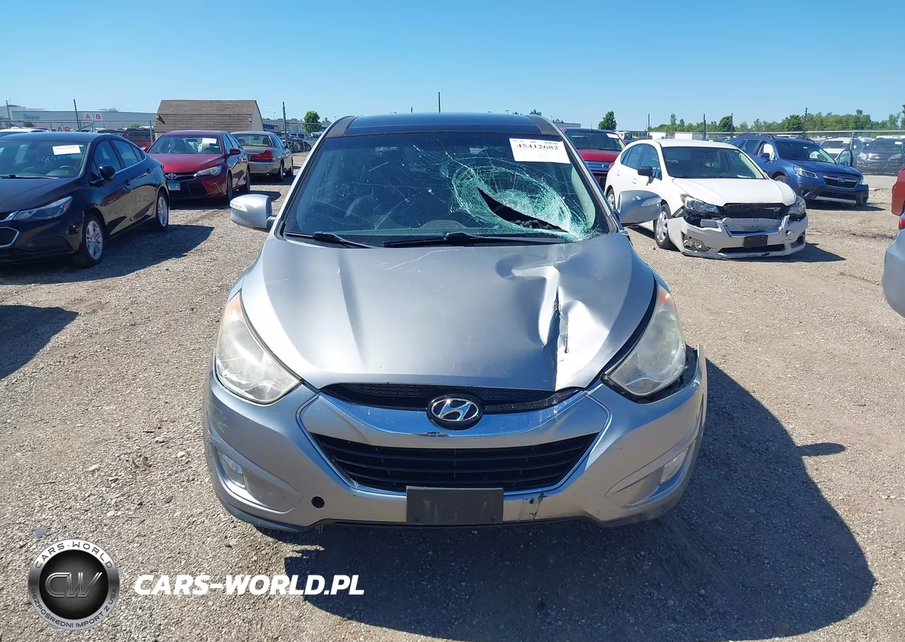 2011 Hyundai Tucson Limited VIN:KM8JU3AC7BU170317 - 12