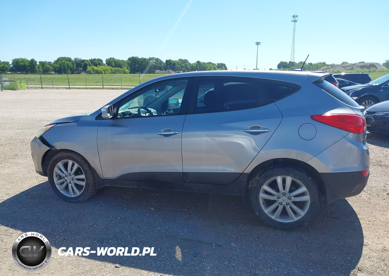 2011 Hyundai Tucson Limited VIN:KM8JU3AC7BU170317 - 14