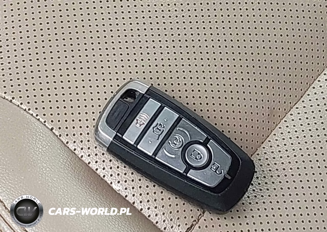 2020 Ford Escape Sel VIN:1FMCU0H63LUA93356 - 11