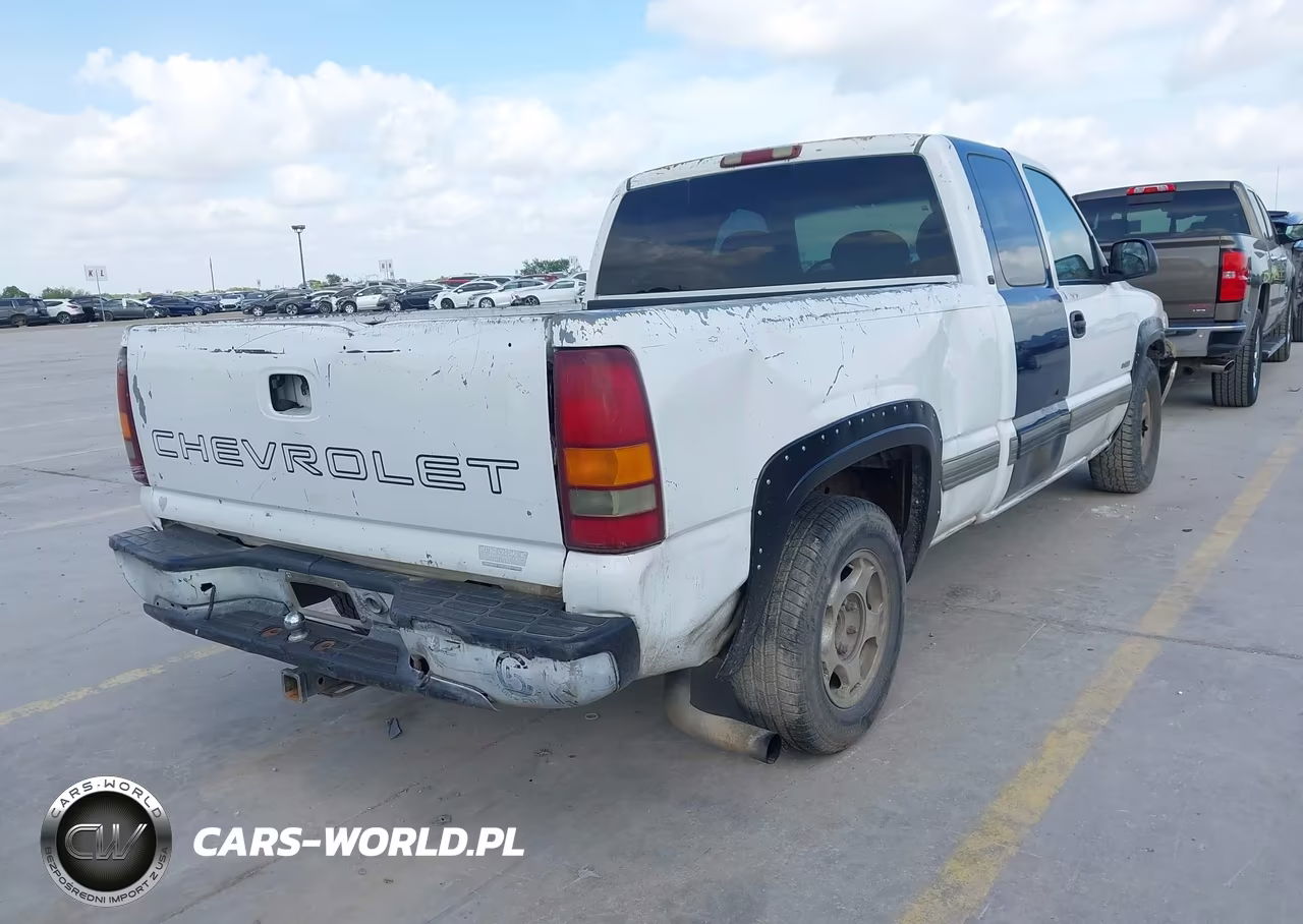 2001 Chevrolet Silverado 1500 VIN:2GCEC19W711389901 - 4