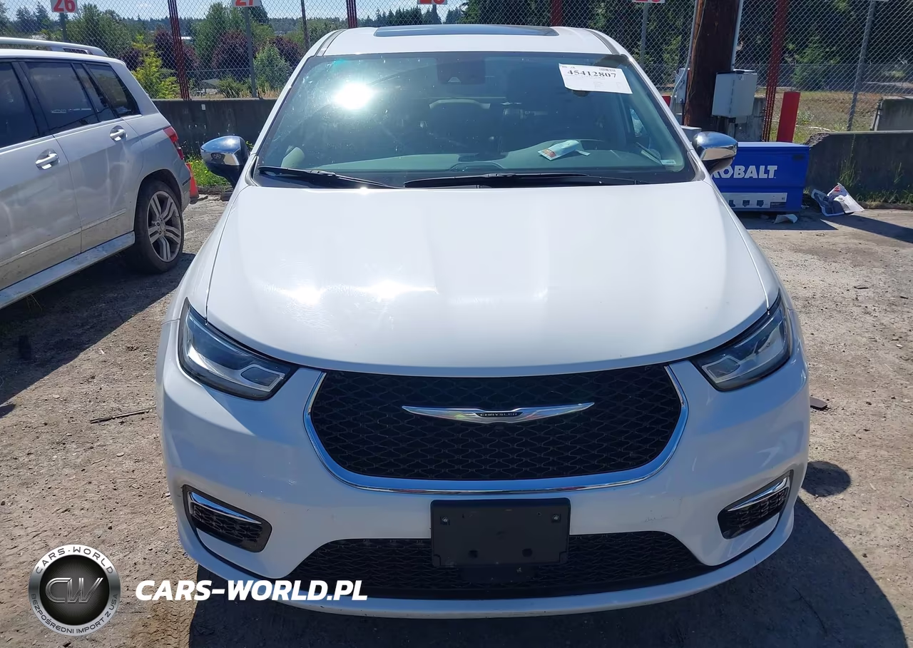 2023 Chrysler Pacifica Hybrid Limited VIN:2C4RC1S75PR630501 - 12