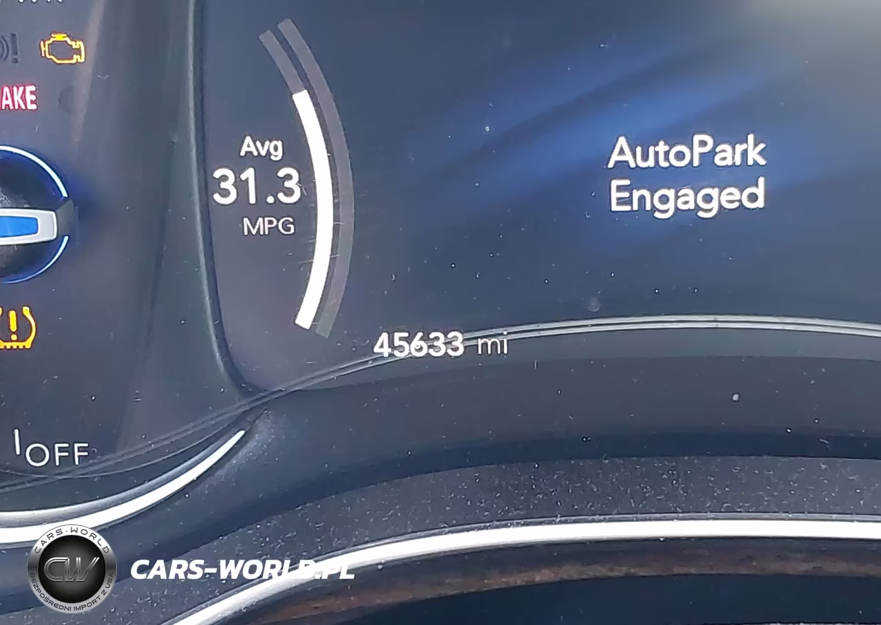 2023 Chrysler Pacifica Hybrid Limited VIN:2C4RC1S75PR630501 - 15