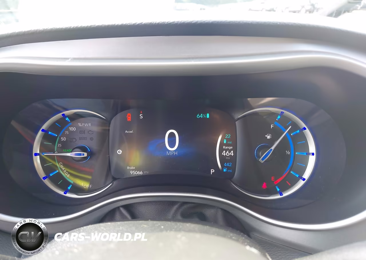 2017 Chrysler Pacifica Hybrid Touring Plus VIN:2C4RC1H76HR836192 - 7