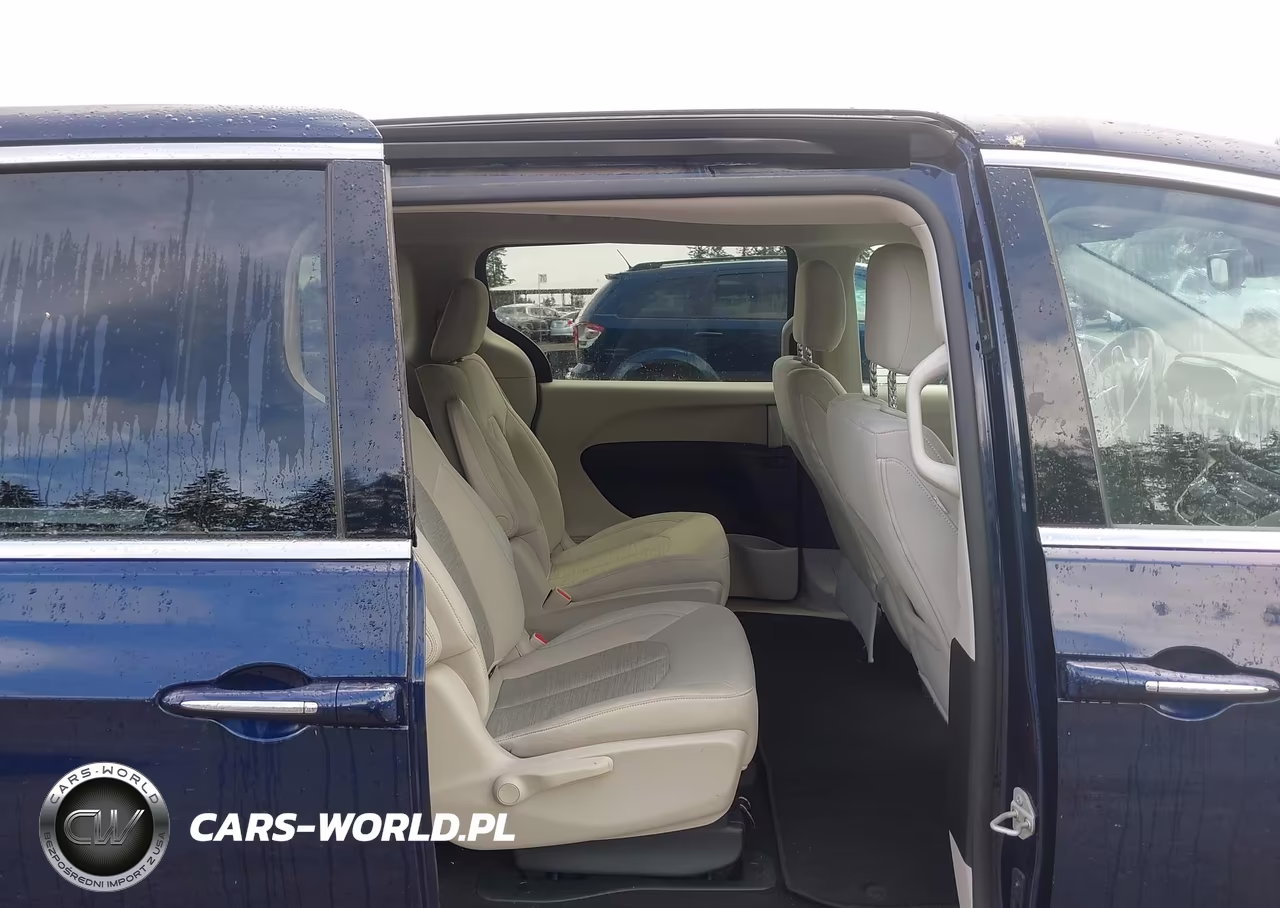 2017 Chrysler Pacifica Hybrid Touring Plus VIN:2C4RC1H76HR836192 - 8
