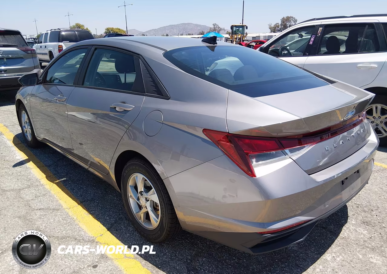 2023 Hyundai Elantra Se VIN:KMHLL4AG6PU556030 - 3