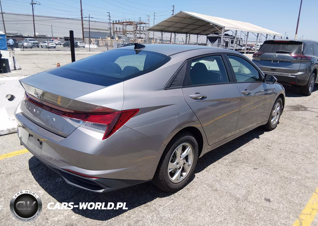 2023 Hyundai Elantra Se VIN:KMHLL4AG6PU556030 - 4