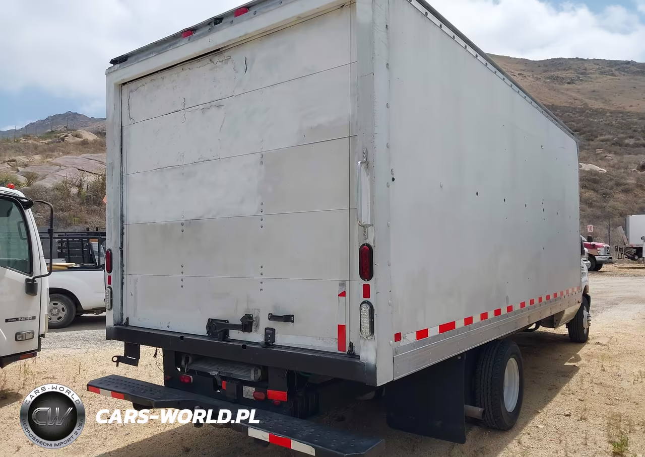 2014 Ford E-350 Cutaway VIN:1FDWE3FL0EDA61701 - 4
