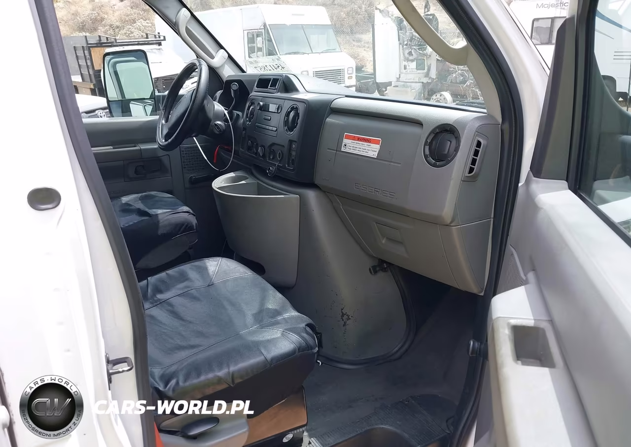 2014 Ford E-350 Cutaway VIN:1FDWE3FL0EDA61701 - 5