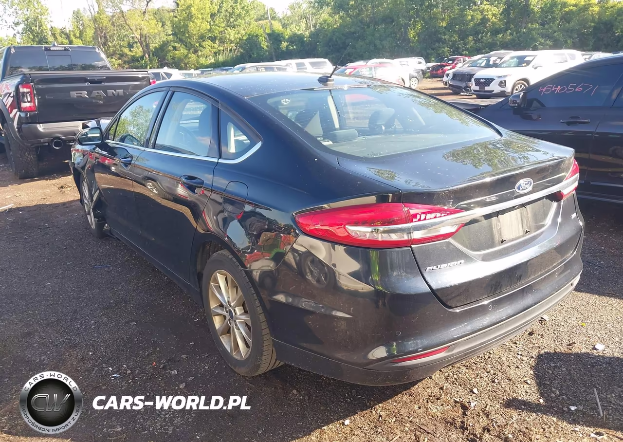 2017 Ford Fusion Se VIN:3FA6P0H79HR348131 - 3